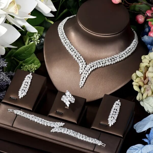 Luxury Sparkling Leaf Shaped Jewelry Set, ATB, ISF